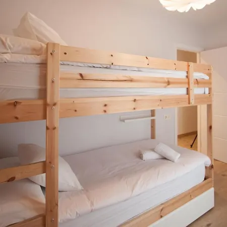 Semesterbostad La Meruxa, Adosado A 2 Km De La Playa Vv-2244-as